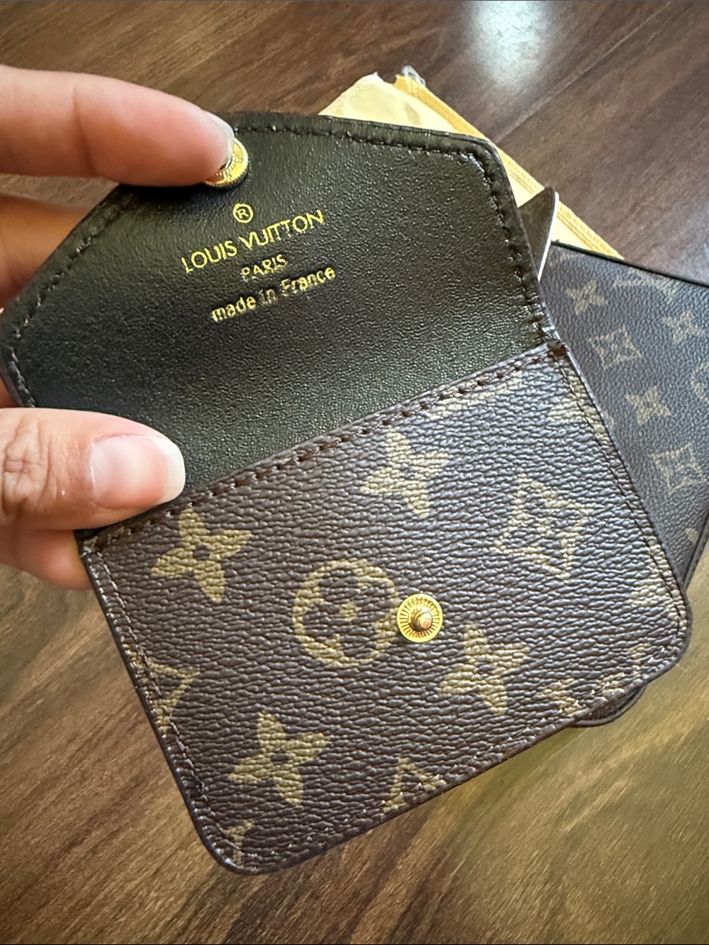 Designer Inspired crossbody bag with coin purse - Picture 4 of 5